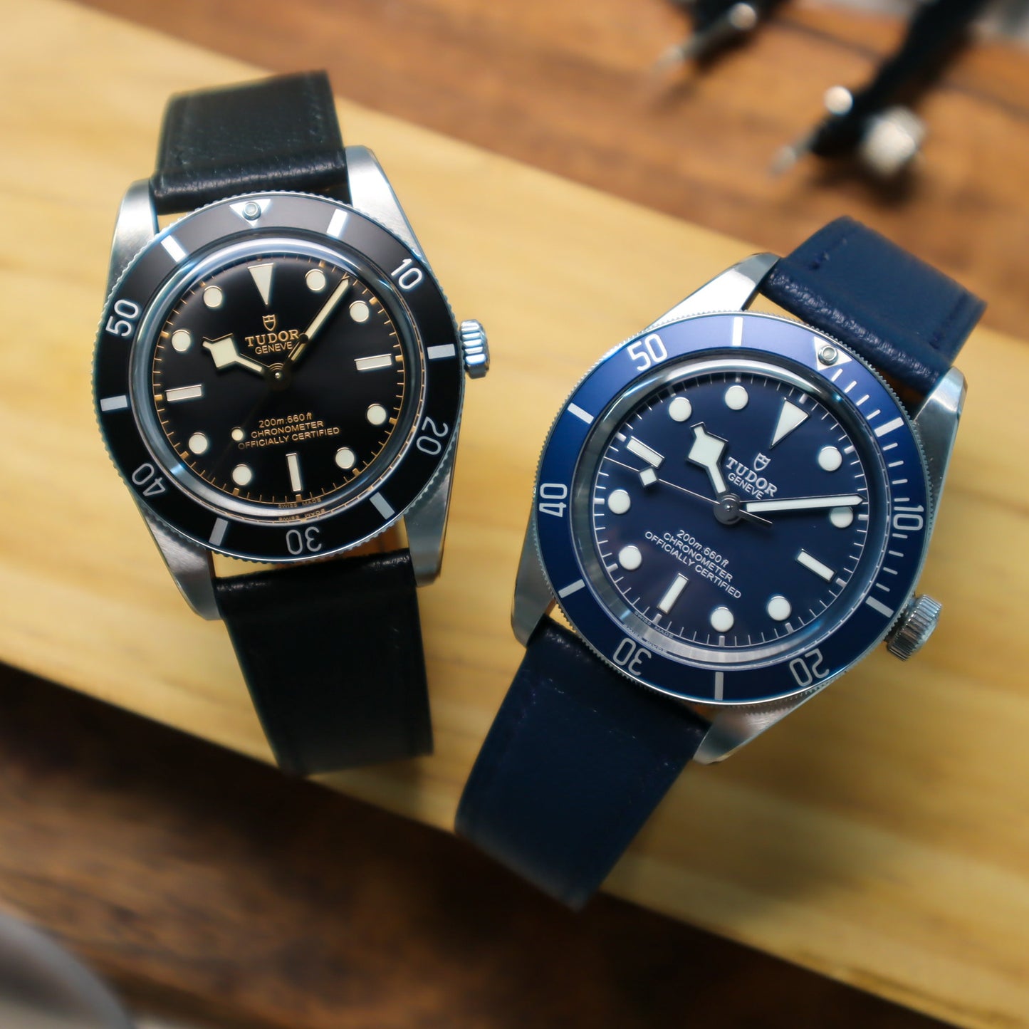 Navy Blue Chèvre Lean Strap