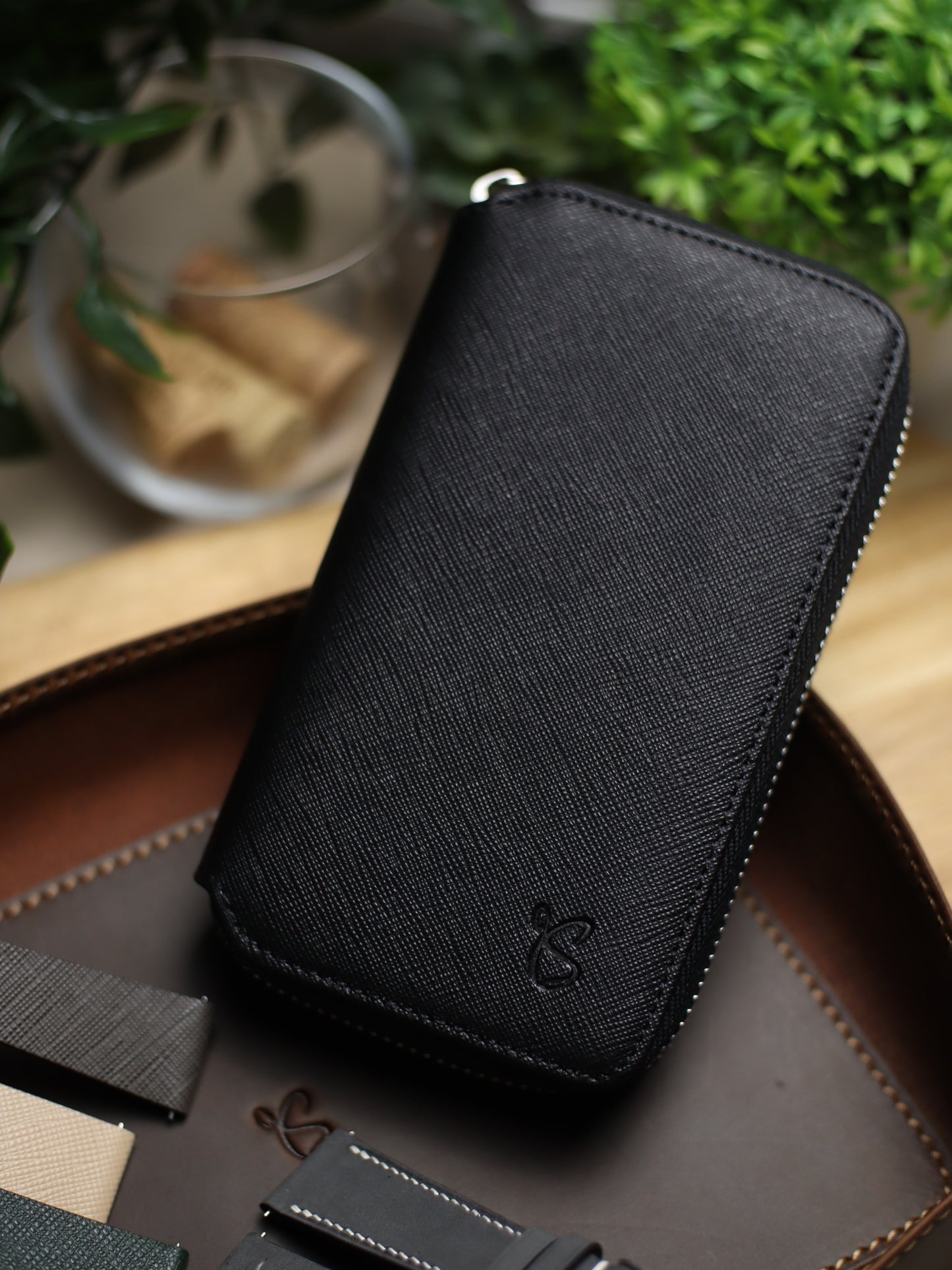 Classic Black Saffiano Zip Pouch