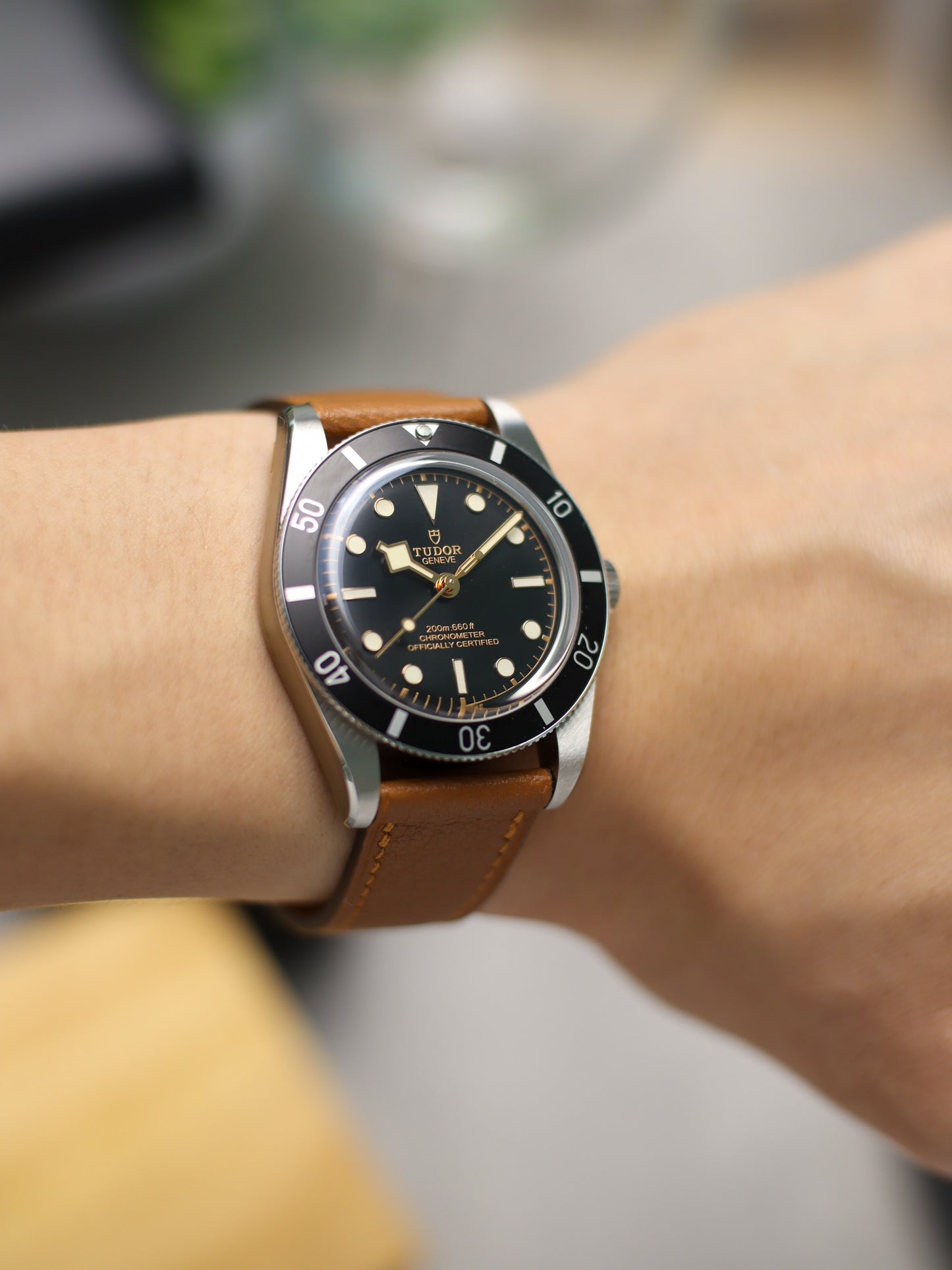 Cinnamon Brown Chèvre Lean Strap