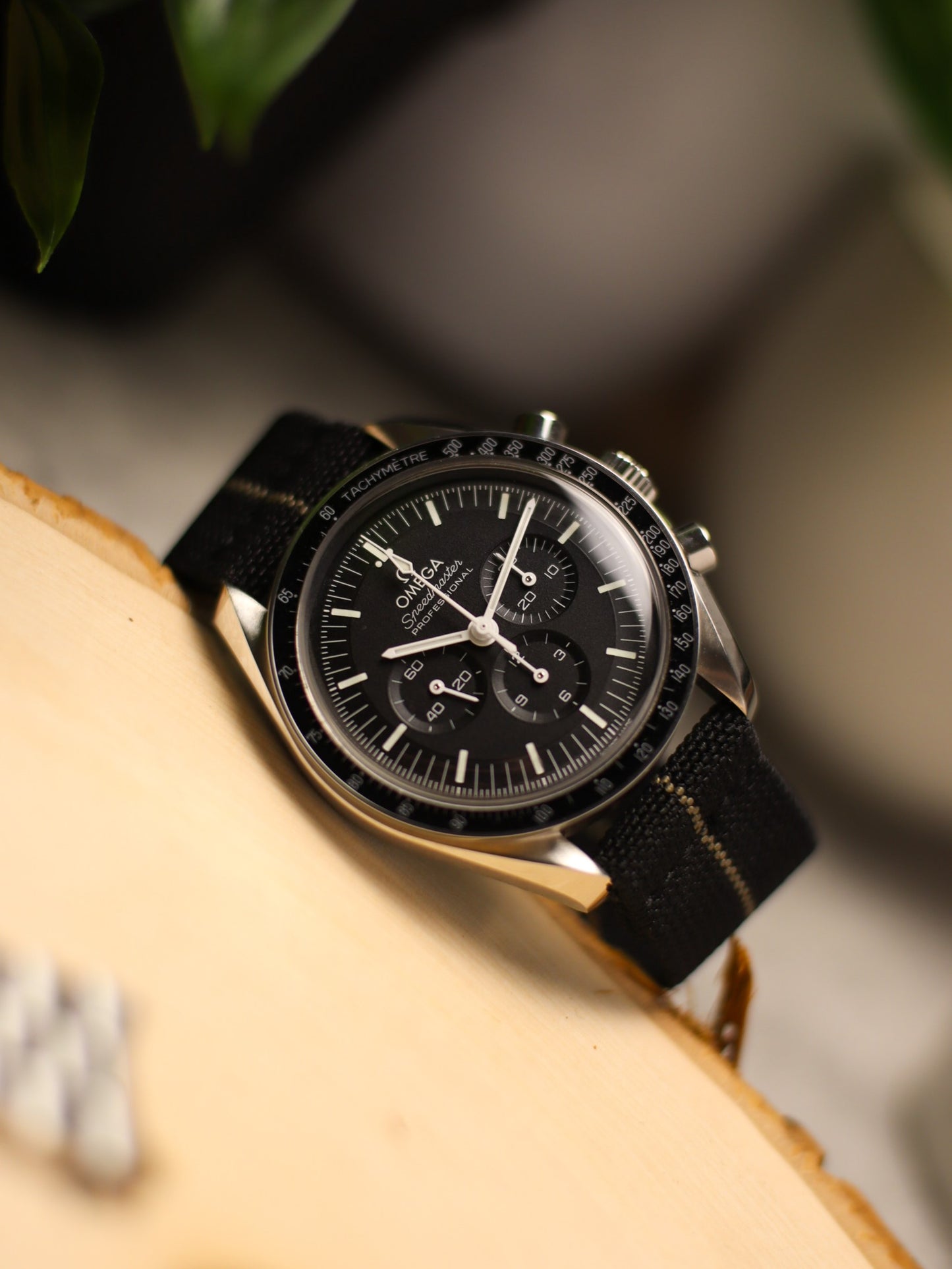 Classic Black/Khaki Elastic Band