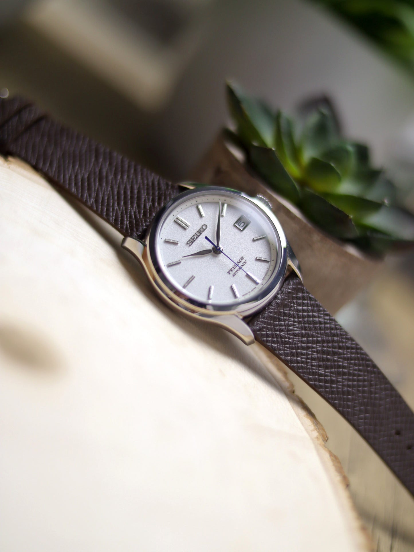 Dark Brown Taiga Stitchless Strap