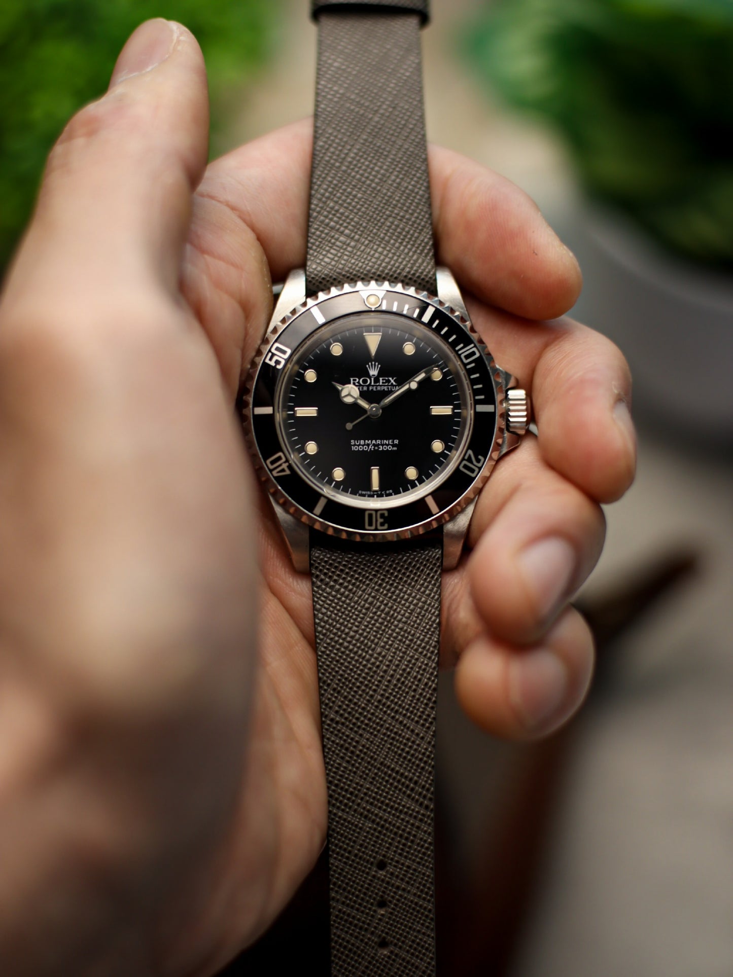 Dark Grey Saffiano Stitchless Strap