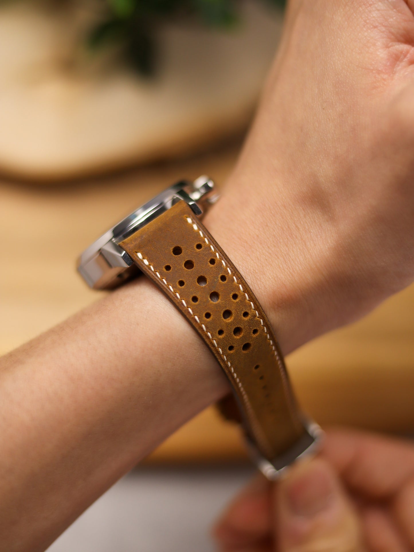 Light Brown Waxy Rally (Lean) Strap