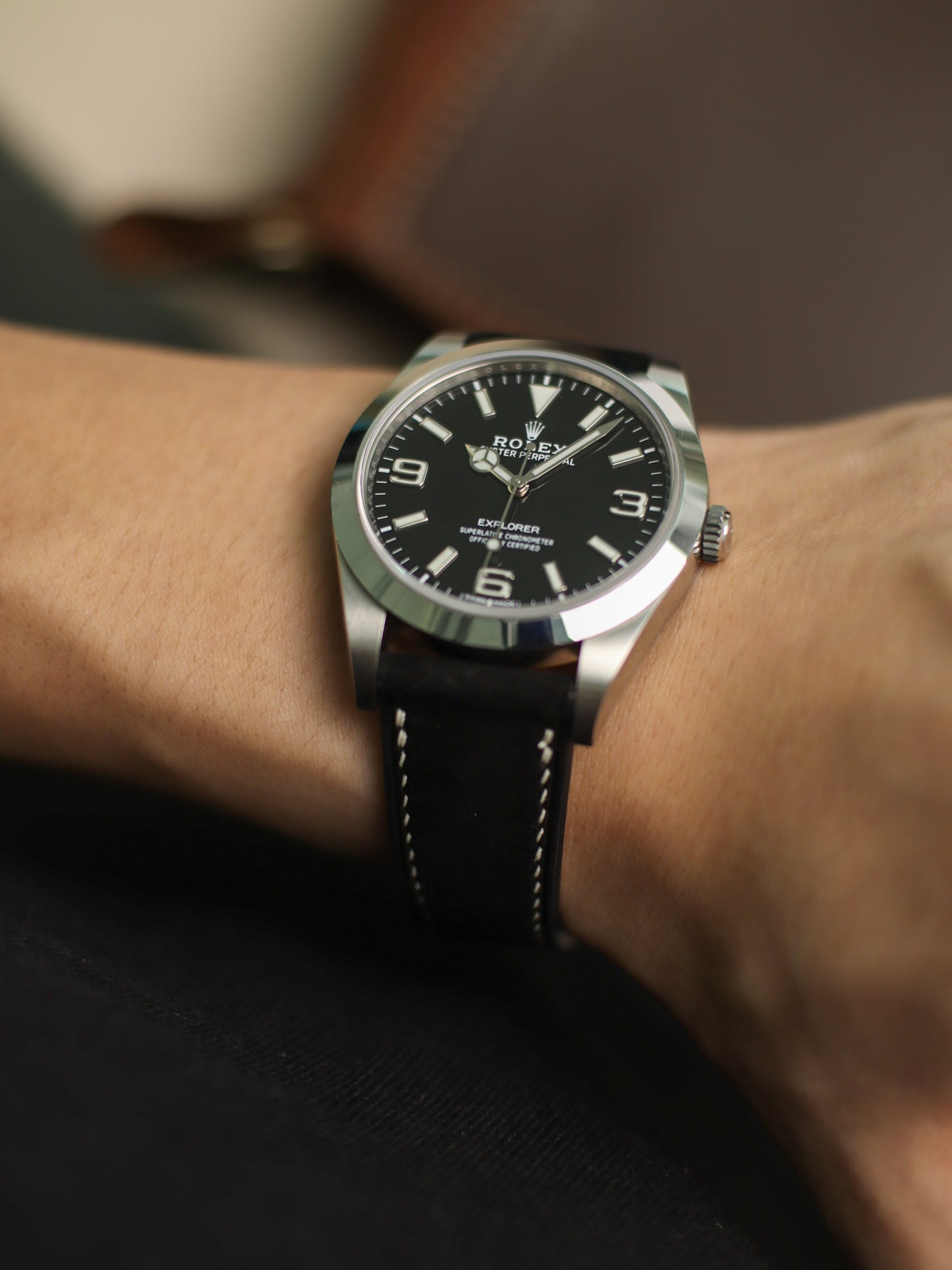 Matte Black Nubuck Lean Strap