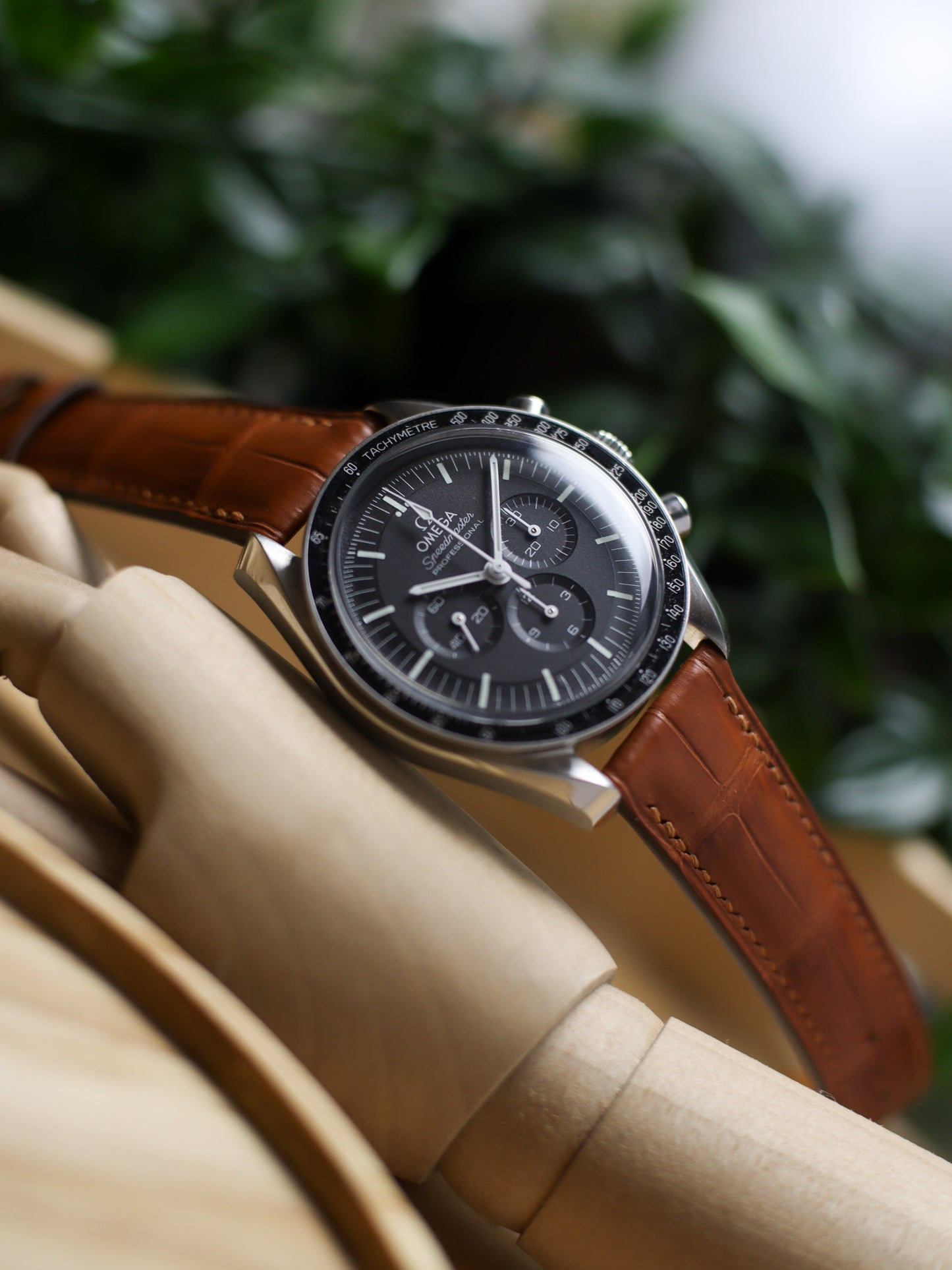 Matte Caramel Brown Alligator Hallmark Strap