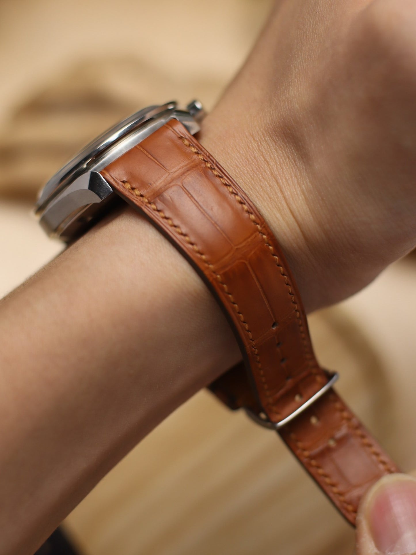 Matte Caramel Brown Alligator Hallmark Strap