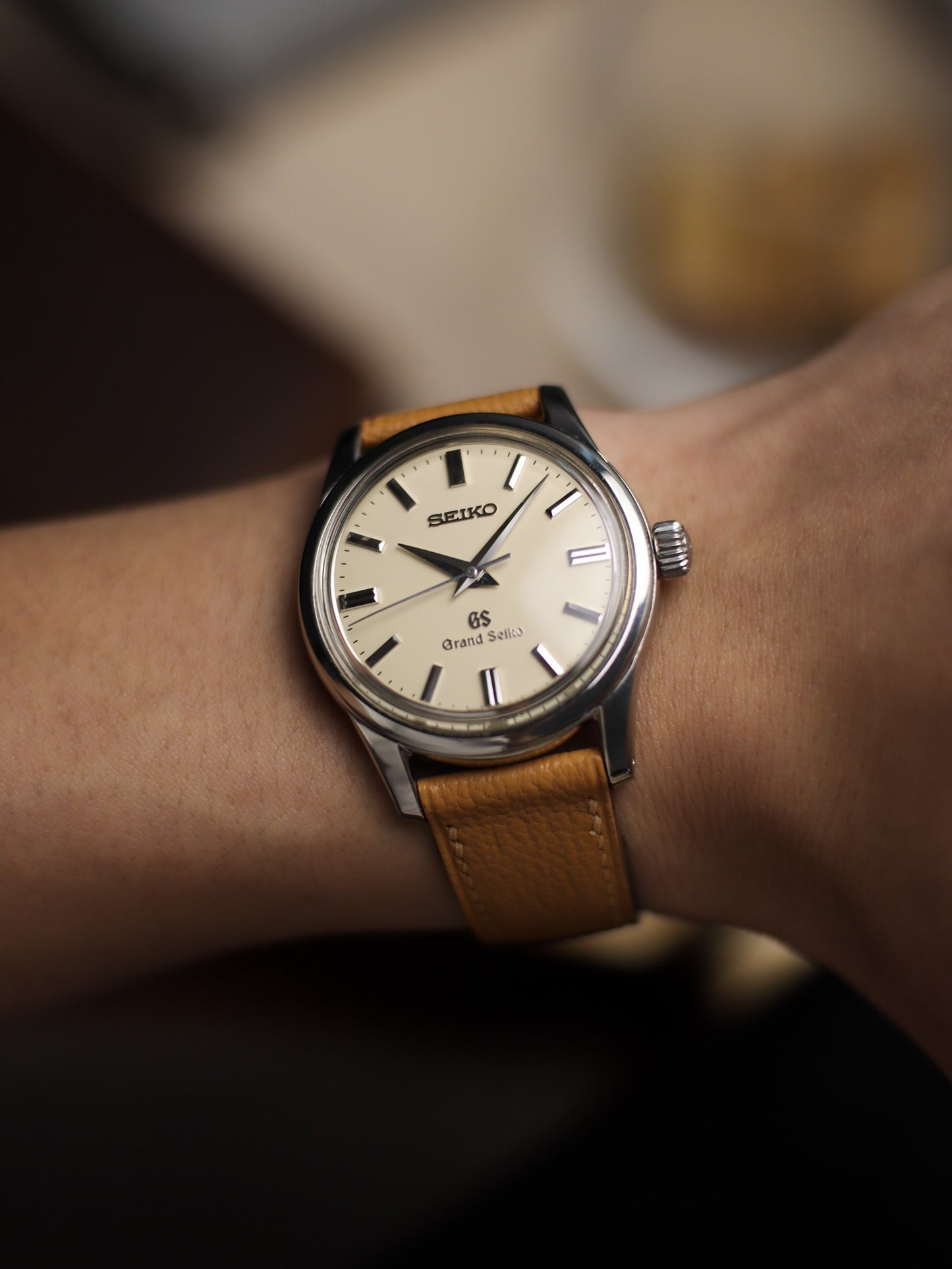 Natural Chèvre Lean Strap