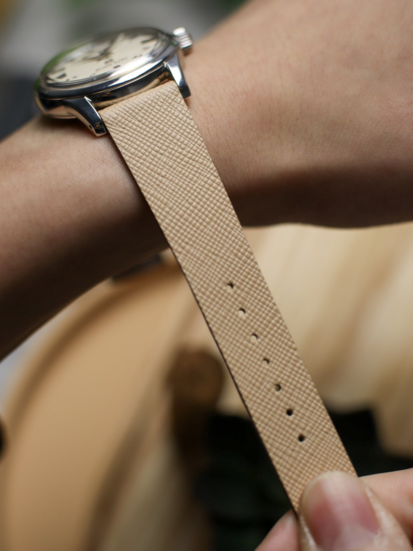 Oatmeal Cream Saffiano Stitchless Strap