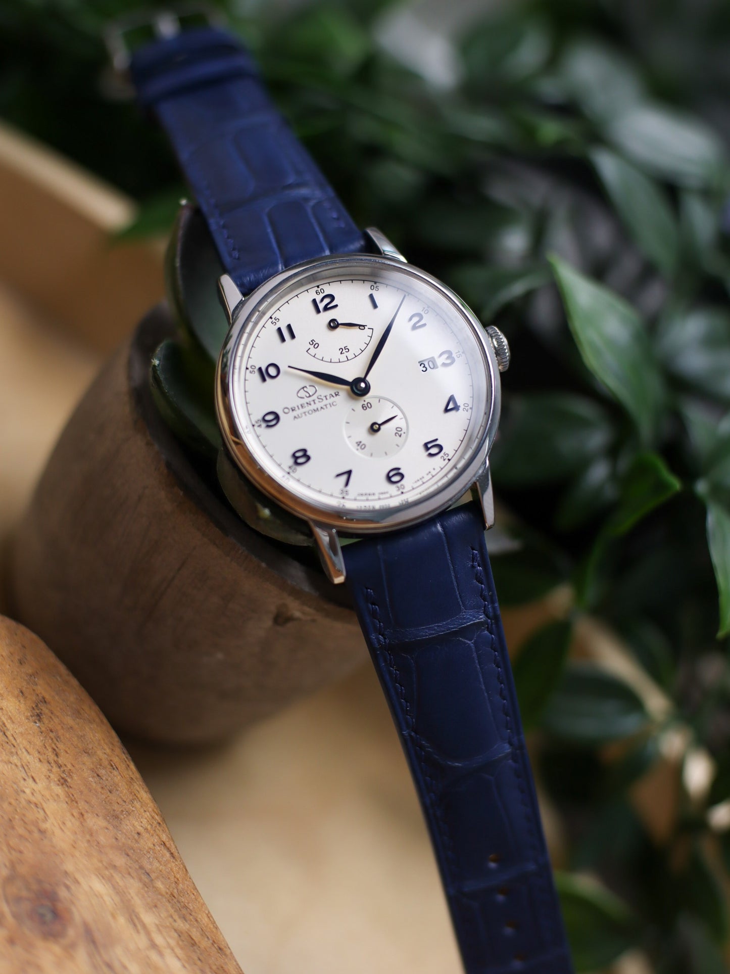 Matte Navy Blue Alligator Hallmark Strap