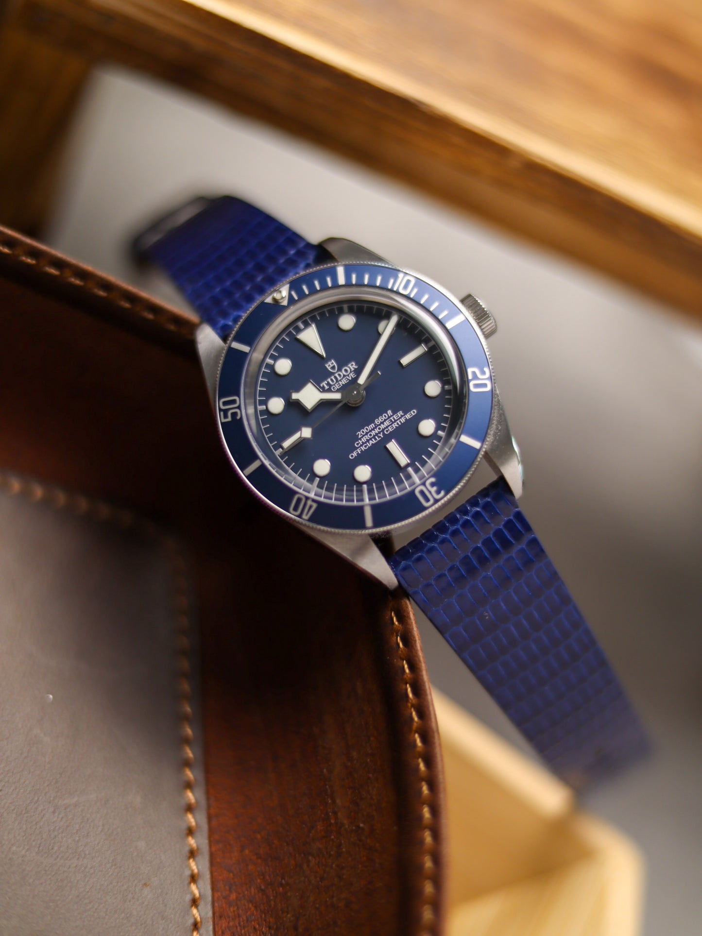 Navy Blue Lizard Stitchless Strap