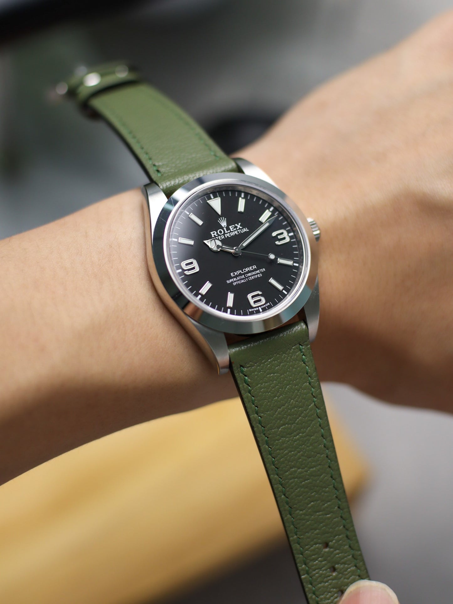 Olive Green Chèvre Lean Strap