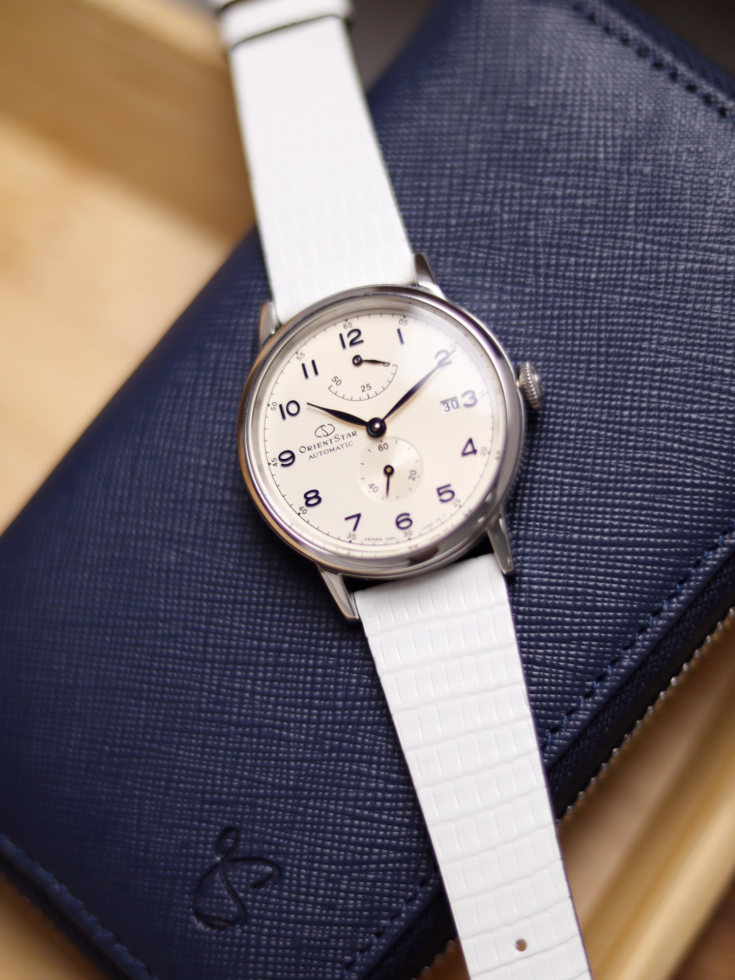 Pearl White Lizard Stitchless Strap