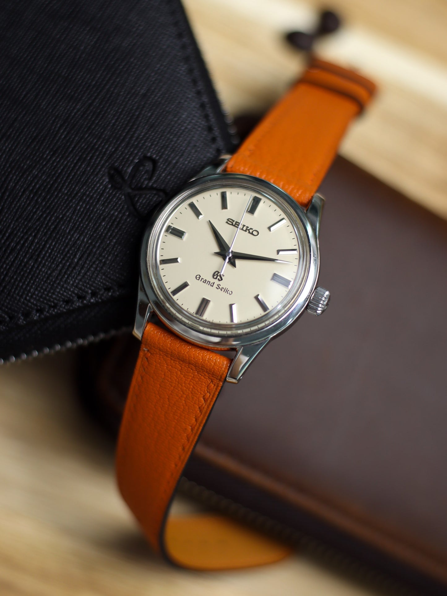 Sunkissed Orange Chèvre Lean Strap