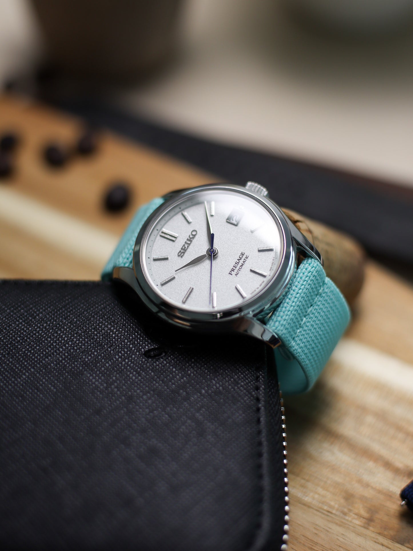 Tiffany Blue Elastic Band