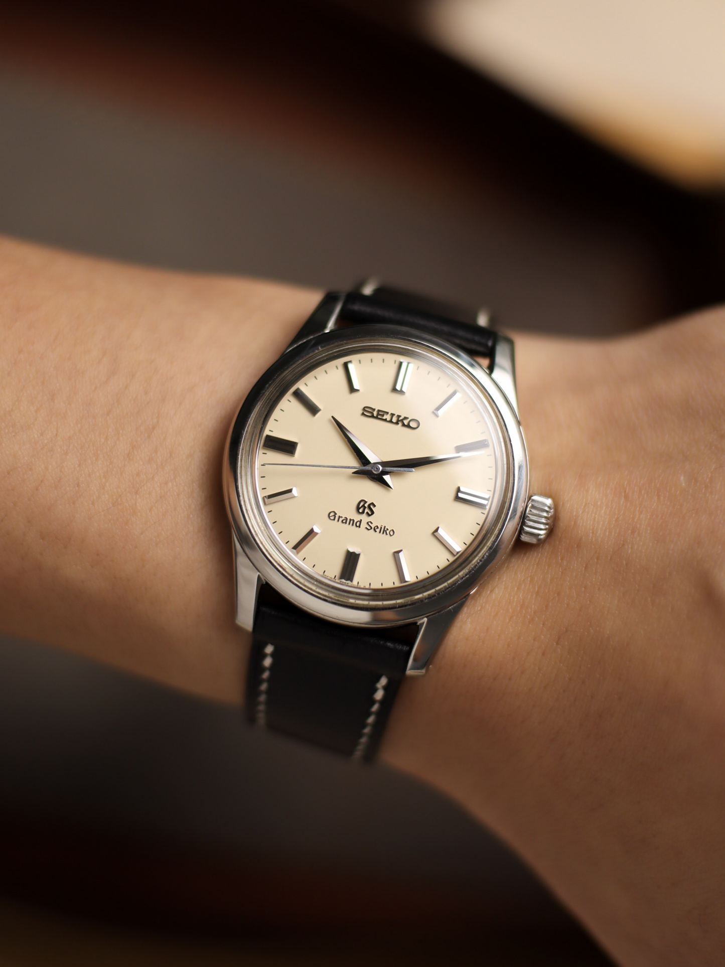 Vintage Black Vachetta (Minerva Box) Lean Strap