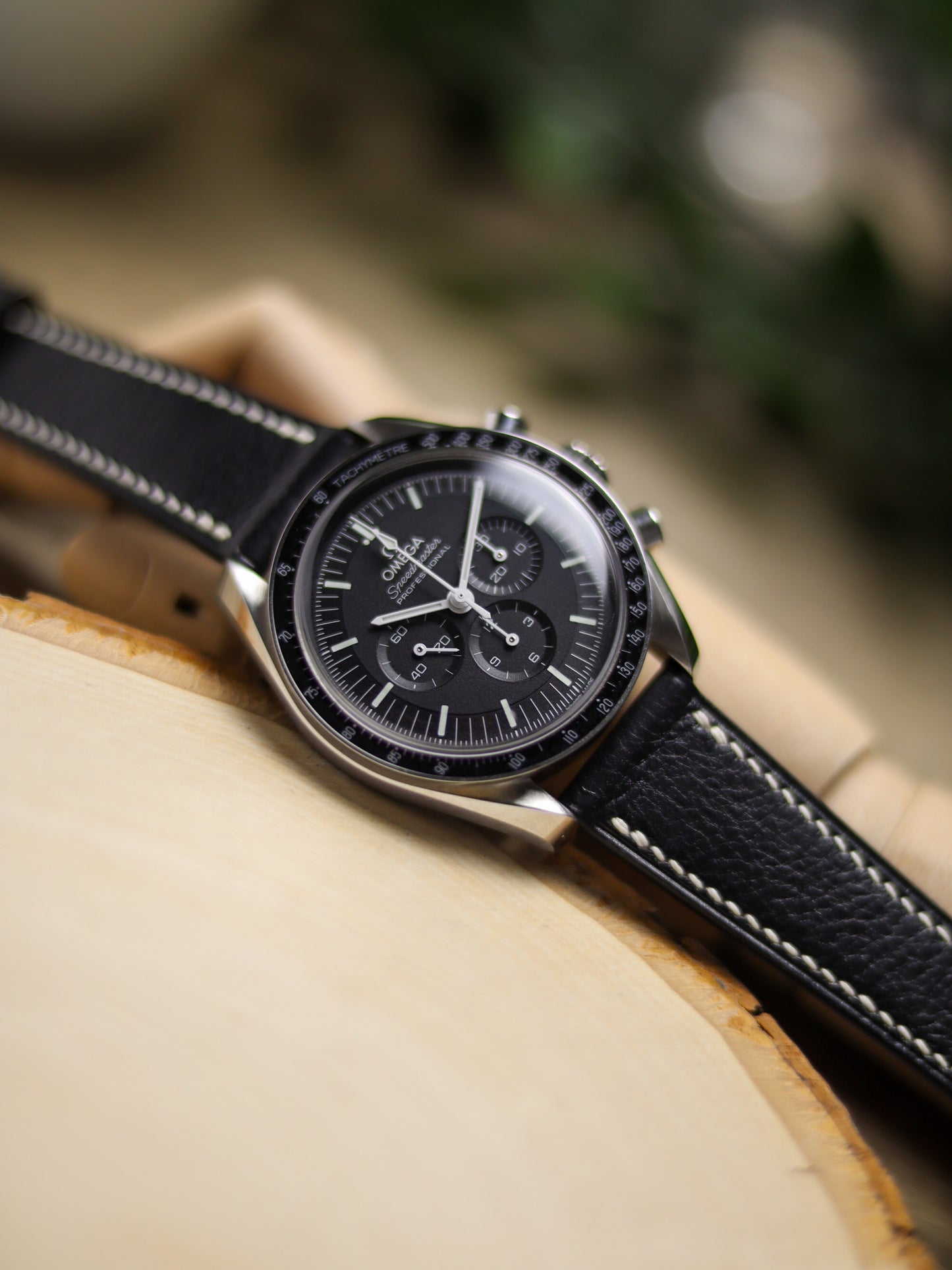 Vintage Black Vachetta (Minerva Box) Lean Strap