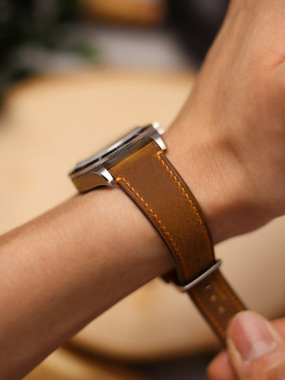 Light Brown Waxy Wing-Stitch Strap